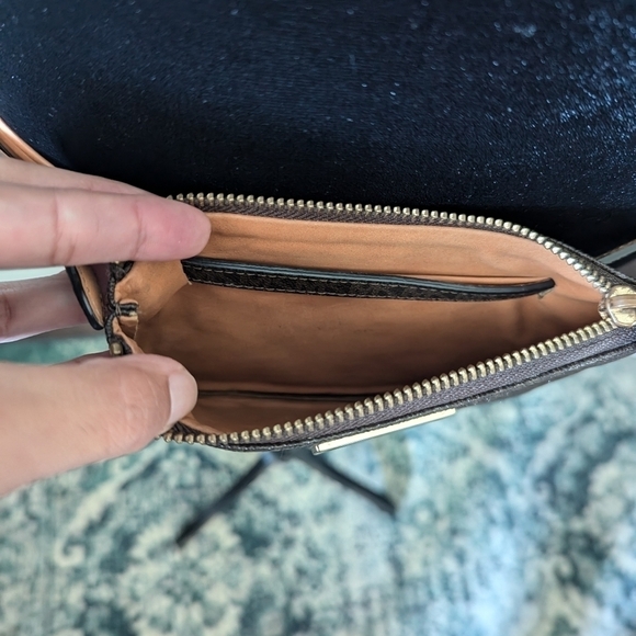 Michael Kors Signature Logo Leather Belt Bag Fanny Pack Black Zip Top Size M - Picture 6 of 6